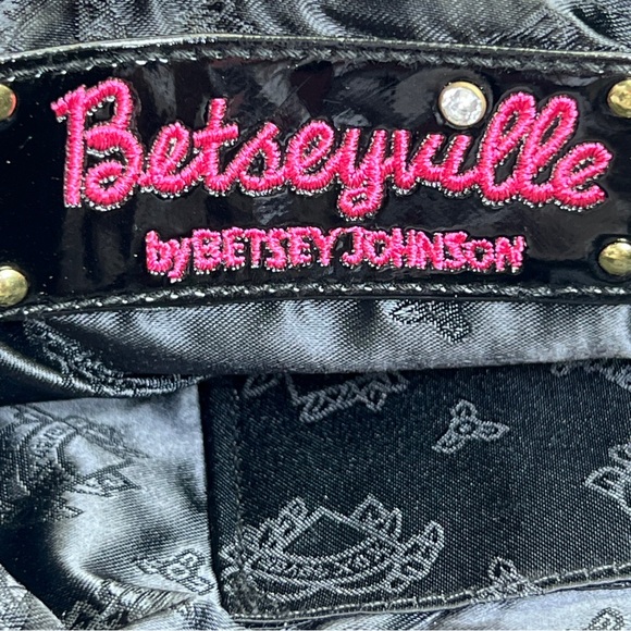 Betseyville By Betsey Johnson Red with White Polkadots and Black Bows Clutch - Picture 8 of 15